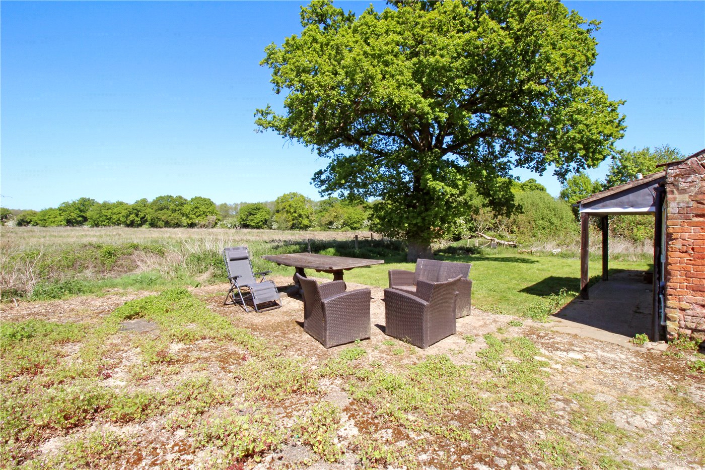 Farmhouse Garden